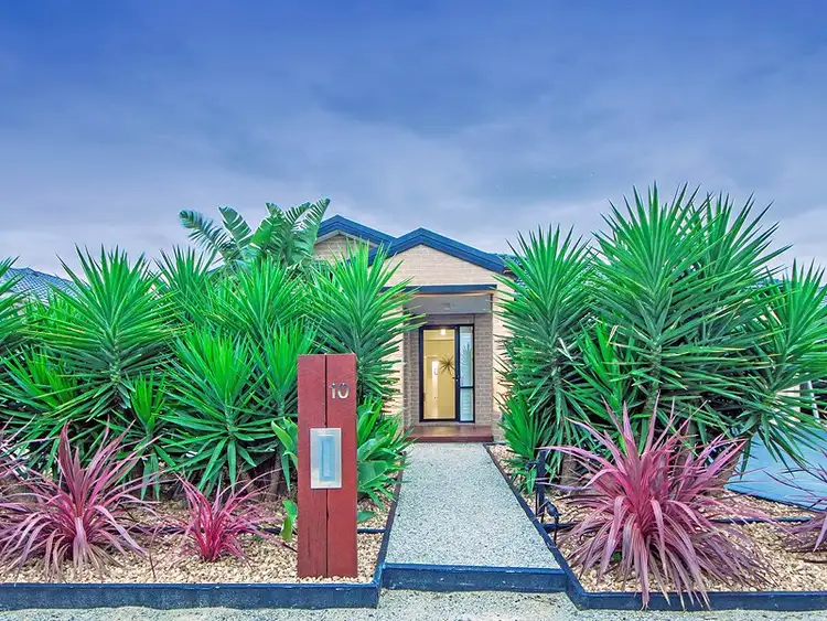 Second view of Homely house listing, 10 Grebe Way, Williams Landing VIC 3027