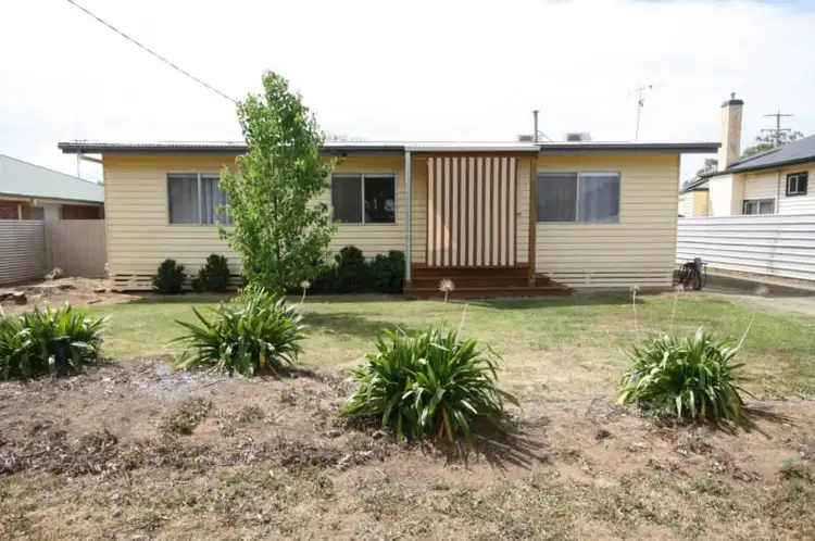 33 Baynes Street, Rochester VIC 3561