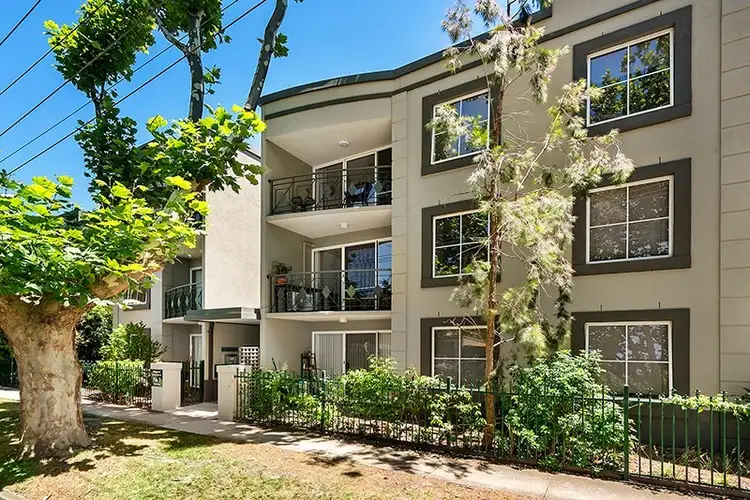 Fourth view of Homely apartment listing, 4/1 Warley Road, Malvern East VIC 3145