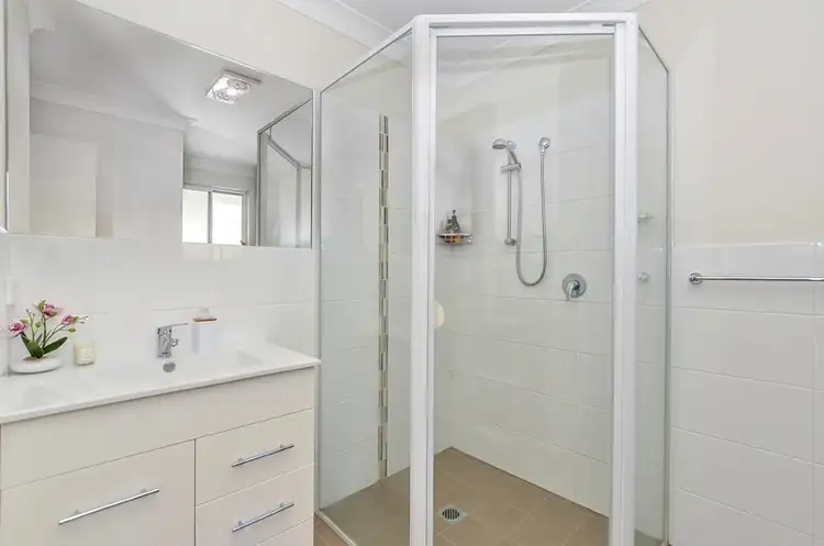 Sixth view of Homely villa listing, 1/27 Memorial Avenue, Blackwall NSW 2256