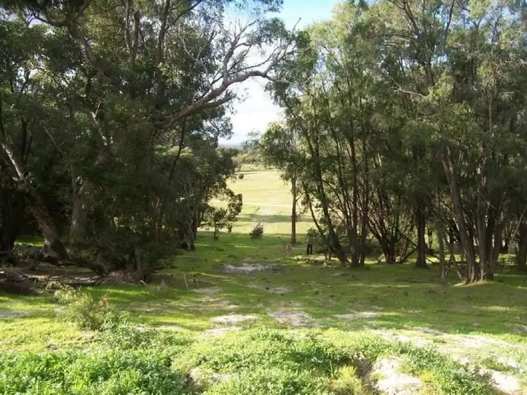 110 Stacey Rise, Lake Clifton WA 6215