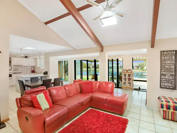 11 Headsail Court, Currumbin Waters QLD 4223