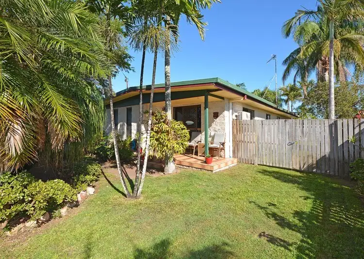Second view of Homely house listing, 33 Honiton Street, Torquay QLD 4655