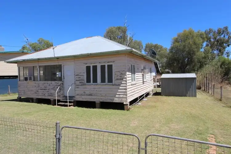87 Watson Street, Charleville QLD 4470