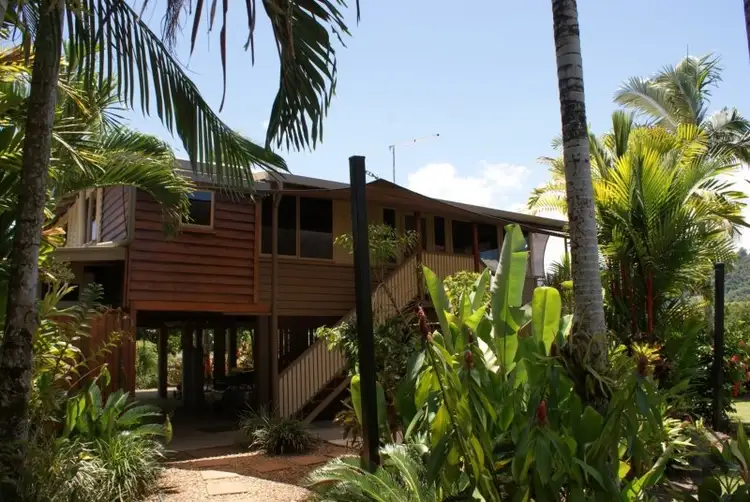 Fourth view of Homely house listing, 2 Glasgow Street, El Arish QLD 4855