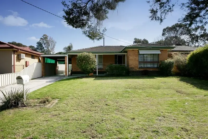 Main view of Homely house listing, 17 Tinga Crescent, Kooringal NSW 2650