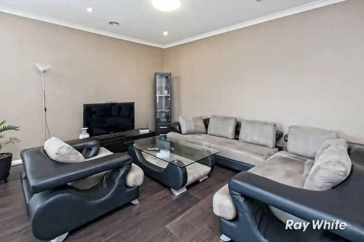 Fourth view of Homely house listing, 8 Lemon Grove, Cranbourne West VIC 3977