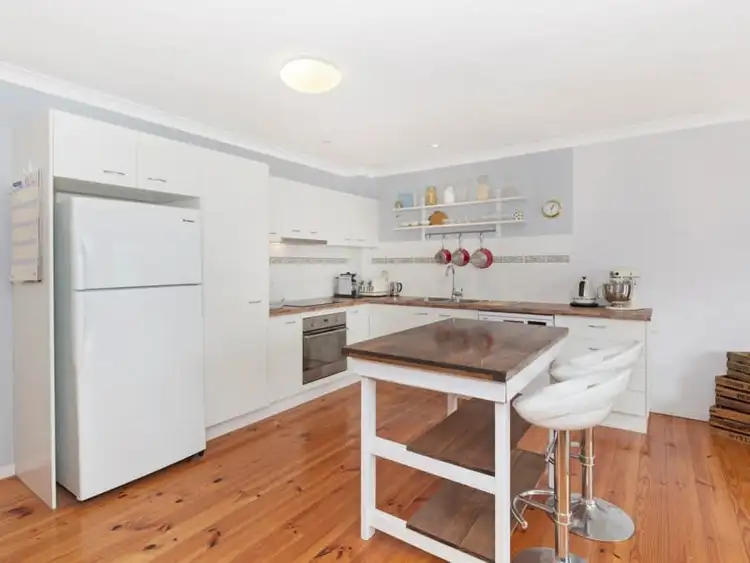 Second view of Homely unit listing, 5/42 Rialto Street, Coorparoo QLD 4151