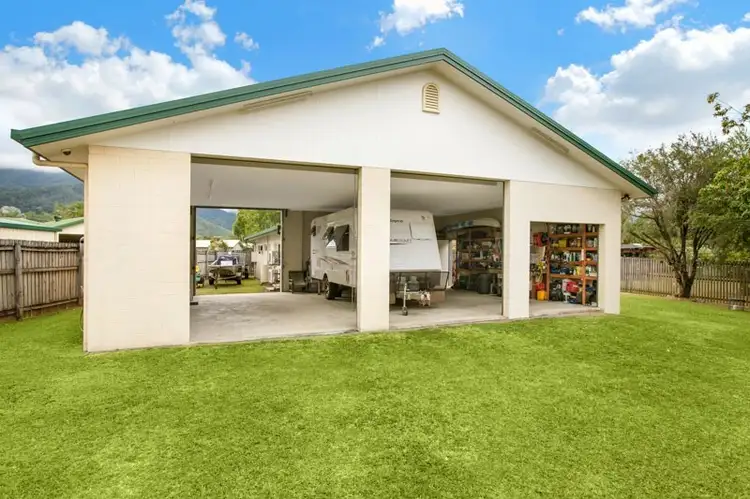 2 Townsend Close, Edmonton QLD 4869