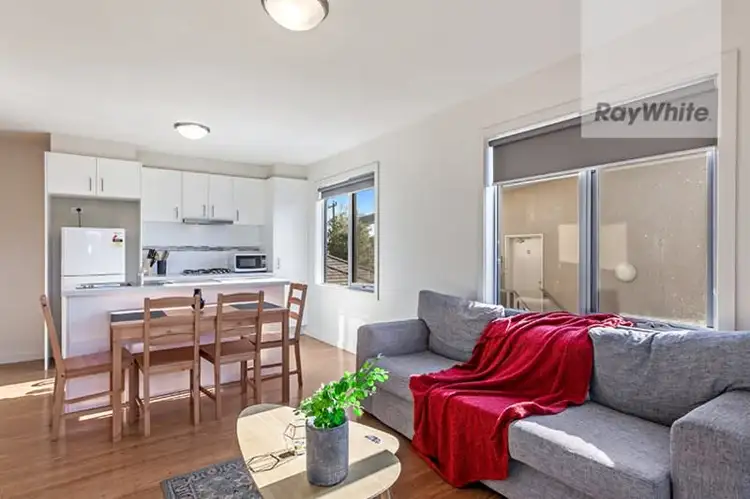 11/1031 Plenty Road, Kingsbury VIC 3083