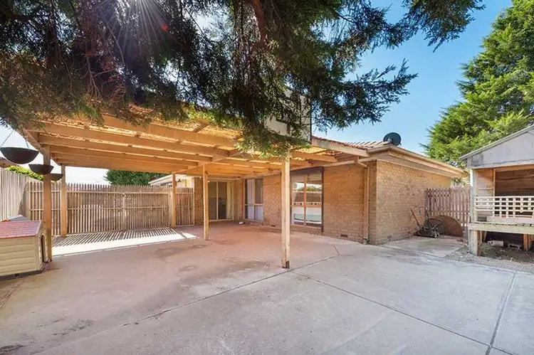 Sixth view of Homely house listing, 2 Waverley Court, Craigieburn VIC 3064