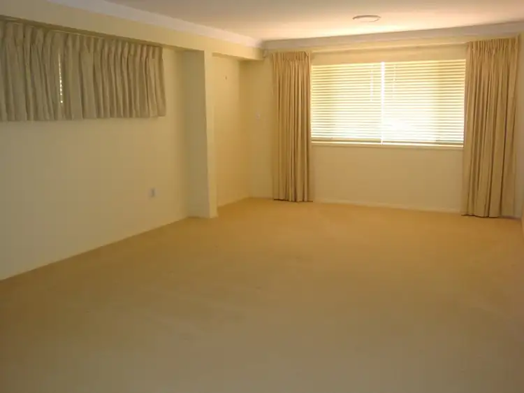 Second view of Homely house listing, 7 Lema Circuit, Kuraby QLD 4112