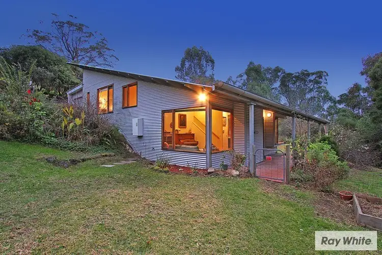 237A CAMBRIDGE Road, Mooroolbark VIC 3138