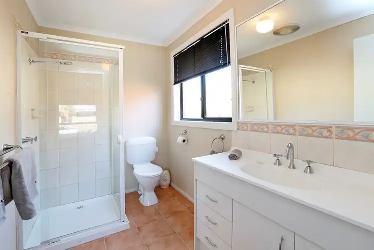 Seventh view of Homely house listing, 15 Greenleaf Drive, Lara VIC 3212