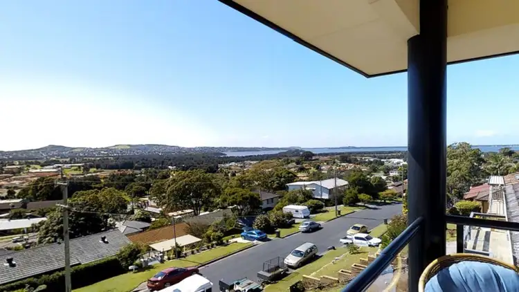 19 Tait Avenue, Kanahooka NSW 2530