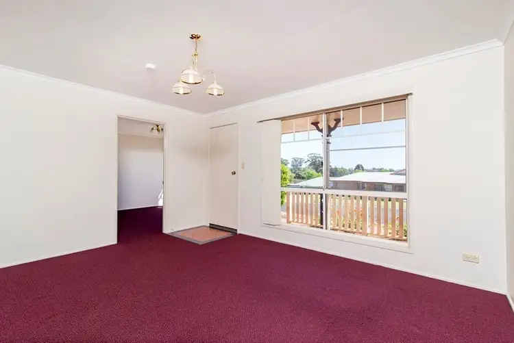 Second view of Homely house listing, 8 Daisy Court, Middle Ridge QLD 4350