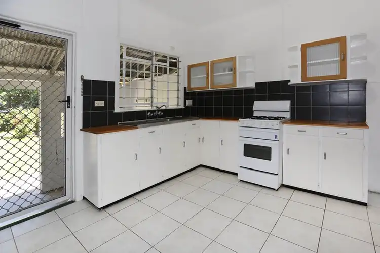 Seventh view of Homely unit listing, 1/26 Surrey Street, Hyde Park QLD 4812