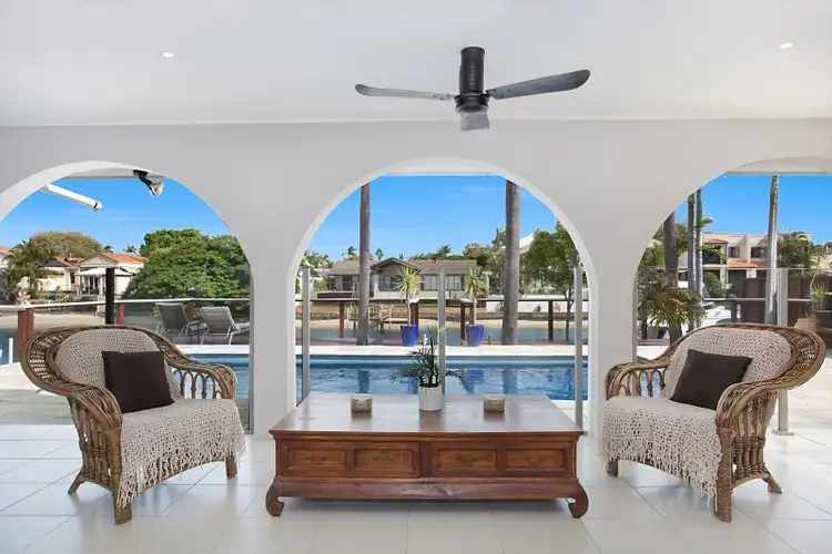 62 Gibraltar Drive, Isle Of Capri QLD 4217