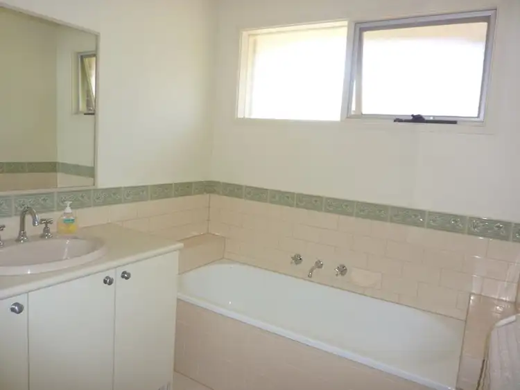 Fourth view of Homely house listing, 2 Lautrec Street, Frankston VIC 3199