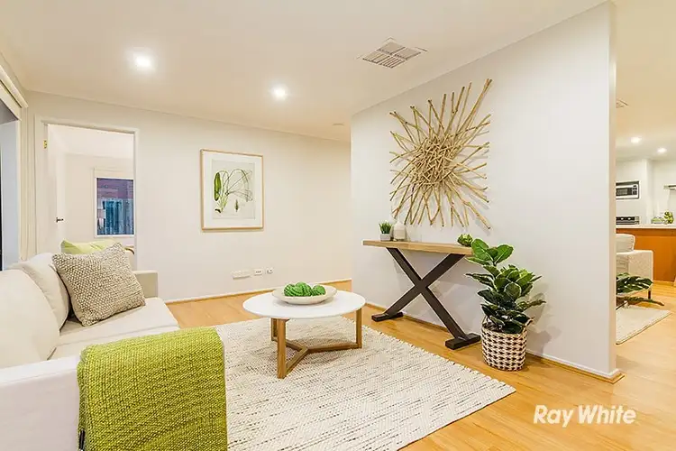 Seventh view of Homely house listing, 11 Hasluck Cresent, Lynbrook VIC 3975