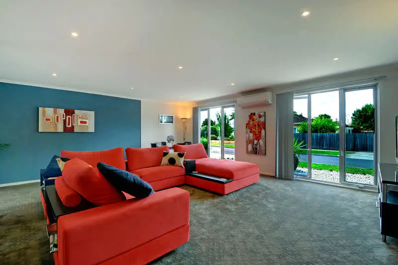 Main view of Homely townhouse listing, 2/24 Stockdale Road, Traralgon VIC 3844