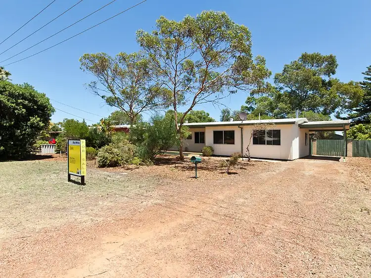3 Moulton Street, Coodanup WA 6210