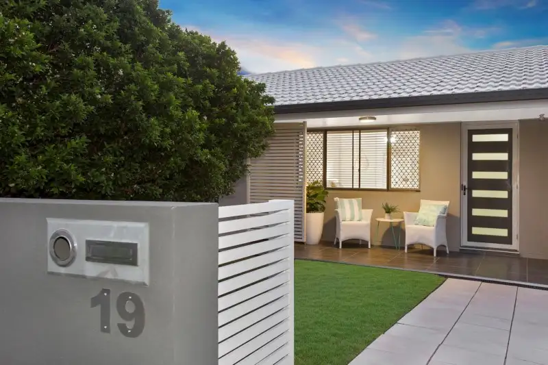 Main view of Homely house listing, 19 Lindisfarne Street, Carindale QLD 4152