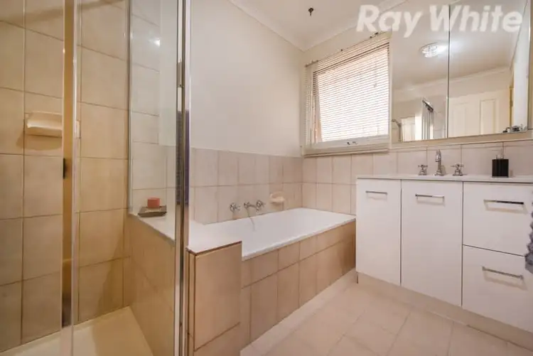 Seventh view of Homely house listing, 2 Sharna Court, Ferntree Gully VIC 3156