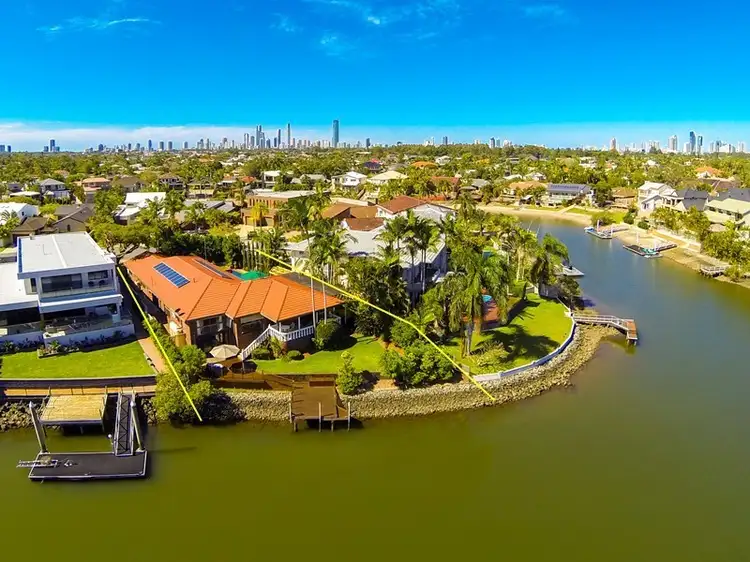 Second view of Homely house listing, 7 Donegal Crescent, Sorrento QLD 4217