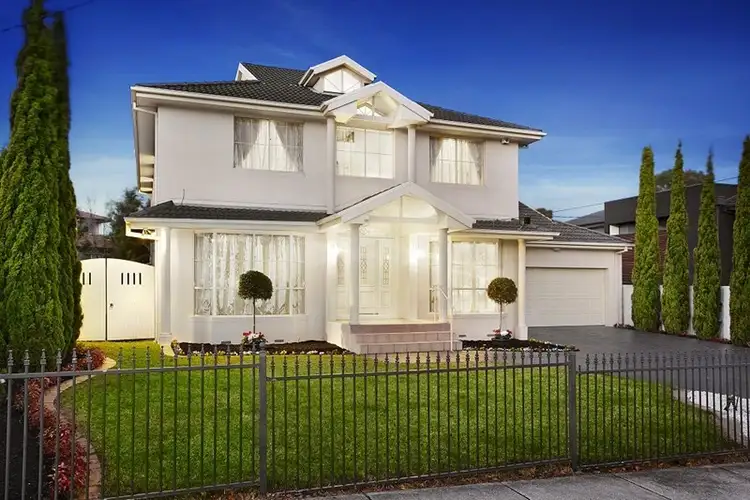 121 Cathies Lane, Wantirna South VIC 3152
