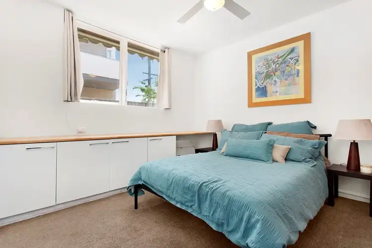 Fifth view of Homely apartment listing, 1/33 Woolton Avenue, Thornbury VIC 3071