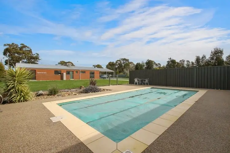 12 Austins Road, Bundalong VIC 3730