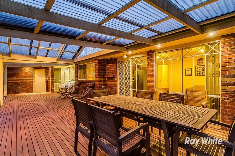 3 Cumquat Court, Cranbourne North VIC 3977