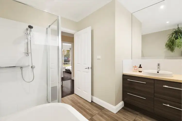 Sixth view of Homely unit listing, 4/2 Vine Street, Heidelberg VIC 3084