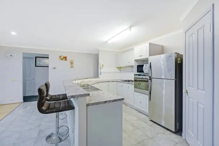 Second view of Homely house listing, 5 Sahra Court, Epping VIC 3076