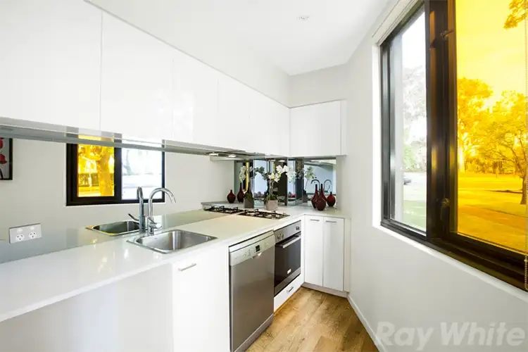 Fifth view of Homely apartment listing, 1/81 Cemetery Road East, Carlton VIC 3053