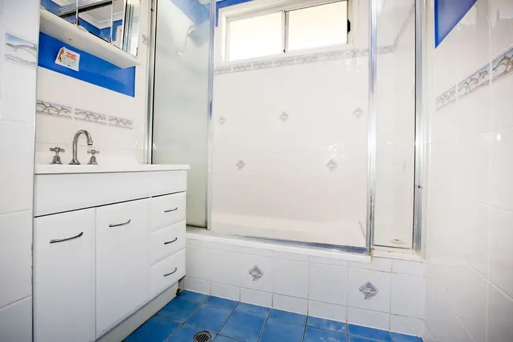 Seventh view of Homely house listing, 15 Naples Court, Kelso QLD 4815