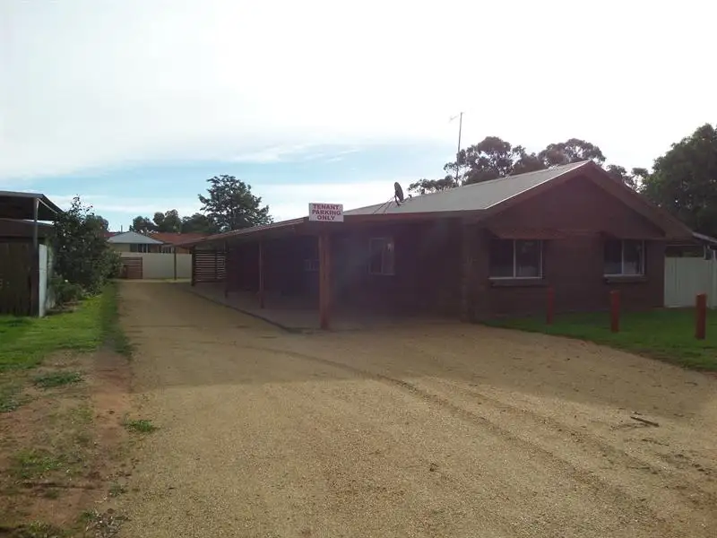 Main view of Homely unit listing, 10 Helenor Crescent, Narrandera NSW 2700