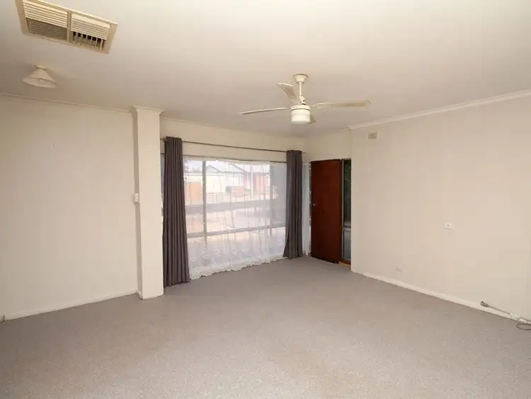Fifth view of Homely house listing, 2 Gillespie Street, Berri SA 5343