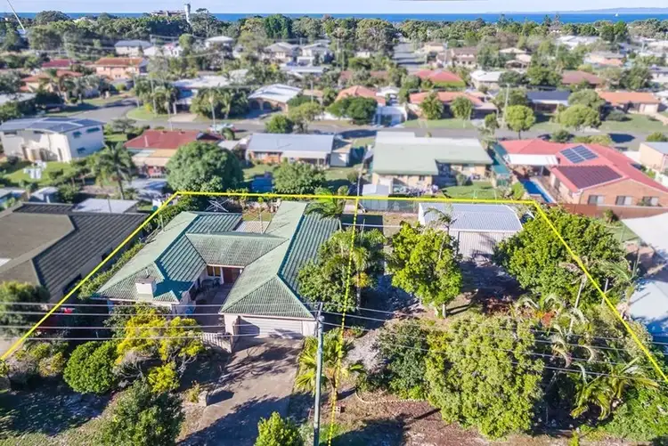 9-11 Fairway Avenue, Woorim QLD 4507