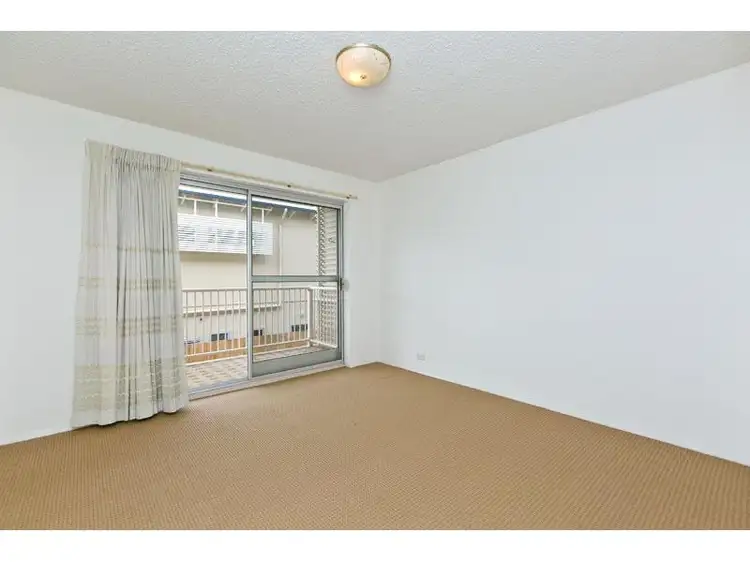 Sixth view of Homely unit listing, 2-22 CLARA Street, Wynnum QLD 4178