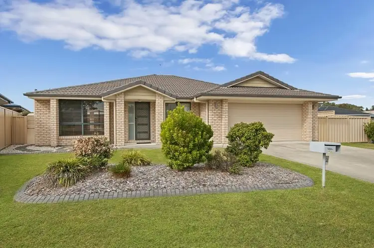 2 Investigators Place, Yamba NSW 2464