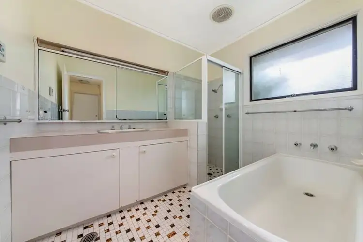 Second view of Homely house listing, 8 Olliff Place, Farrer ACT 2607