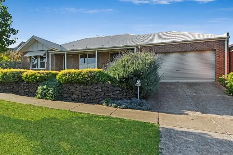 93 Augustine Drive, Highton VIC 3216