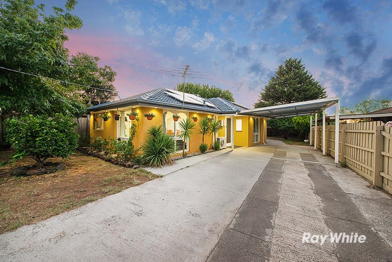 5 Bourke Road, Cranbourne VIC 3977