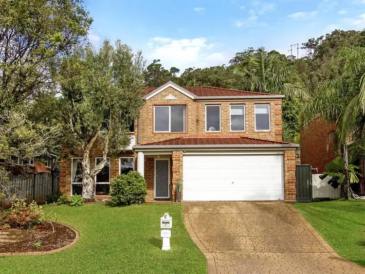 Second view of Homely house listing, 5 Oxley Place, Point Clare NSW 2250