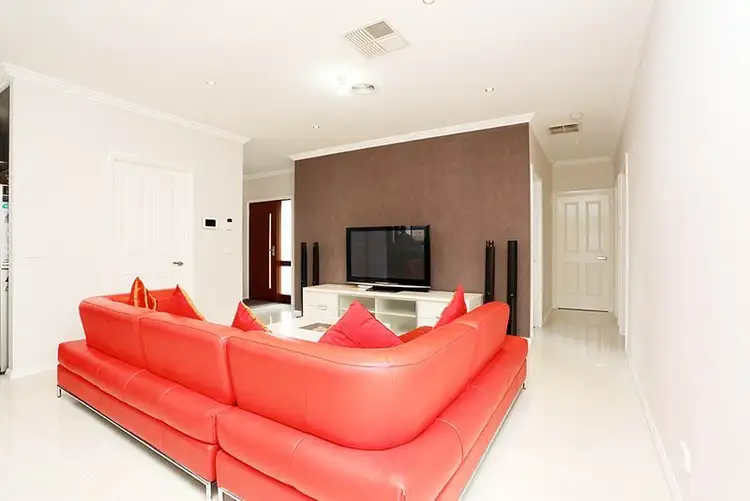 Fifth view of Homely unit listing, 2/16 Larch Street, Thomastown VIC 3074