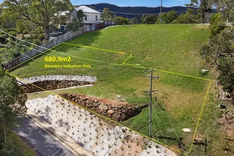 14 Mitchell Street, Uki NSW 2484