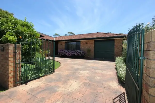 10 Blue Gum Court, Cowes VIC 3922