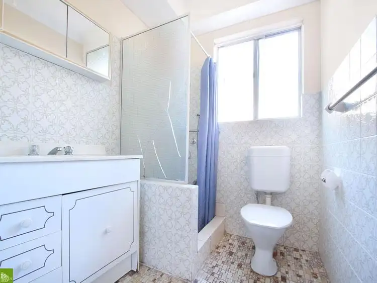 Sixth view of Homely unit listing, 2/34 Rann Street, Fairy Meadow NSW 2519